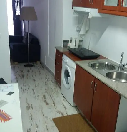 Carolina Apartment Lisbon